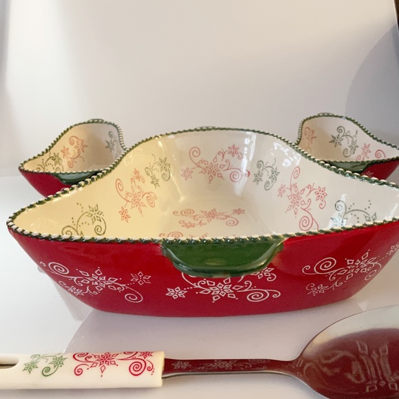Temptations Kitchen Temptations Christmas Bell Bakeware Set Wspoon Poshmark